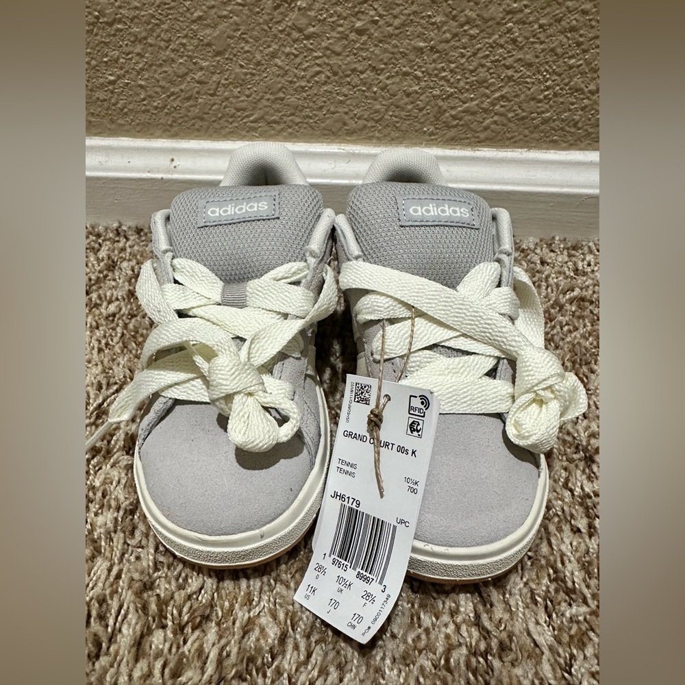 adidas Grand Court 00s Kids- size 11
